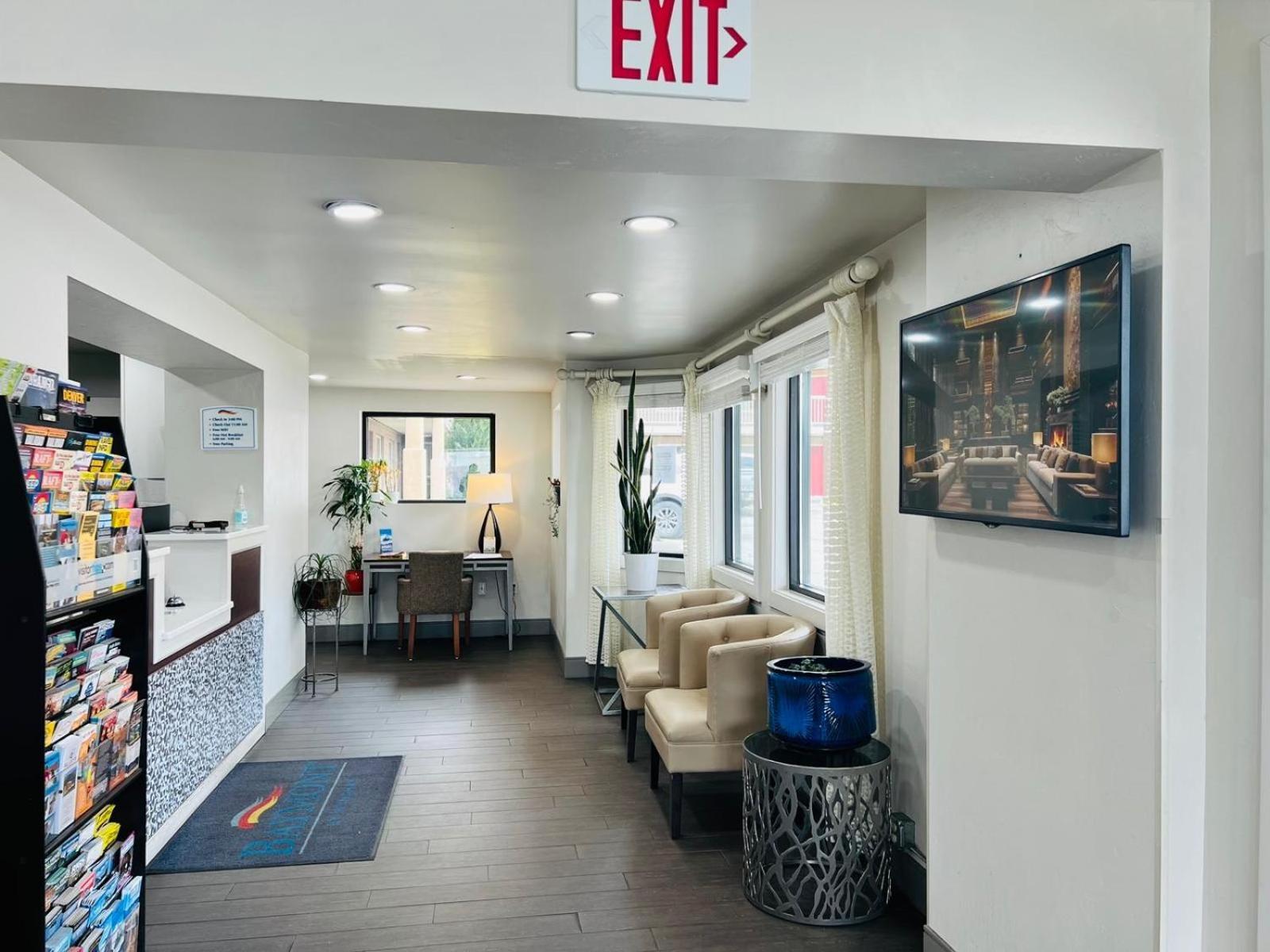 Baymont By Wyndham Durango Motel Exterior photo